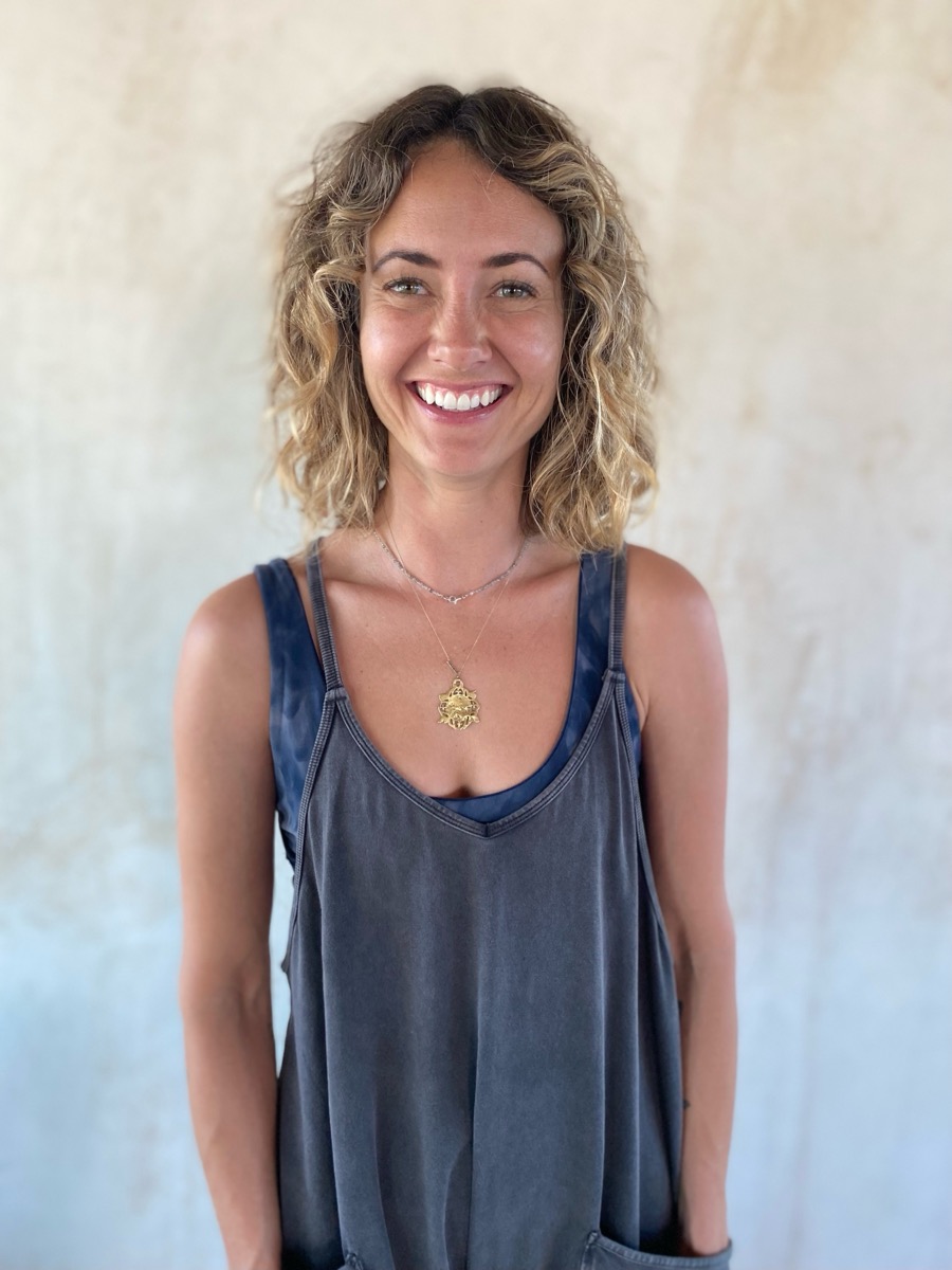 Mandalay Roberts — The Mama Pod